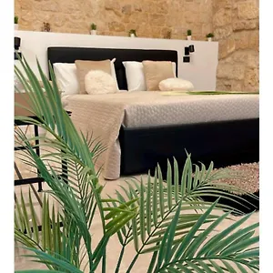 Whiteflower Apartment Bari